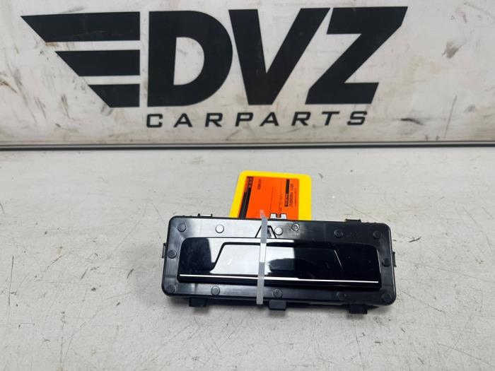 Gebrauchte Climatronic Panel Volkswagen Tiguan (CT1) Preis € 181,49 Mit Mehrwertsteuer angeboten von DVZ Carparts