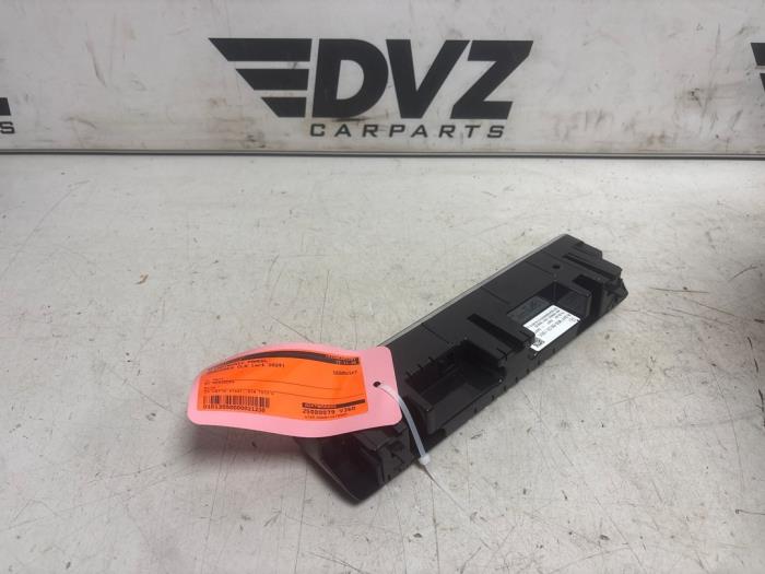 Begagnade Klimatpanel Mercedes CLA AMG (118.3) 2.0 CLA-35 AMG Turbo 16V 4-Matic Pris € 125,00 Marginaltabell erbjuds av DVZ Carparts