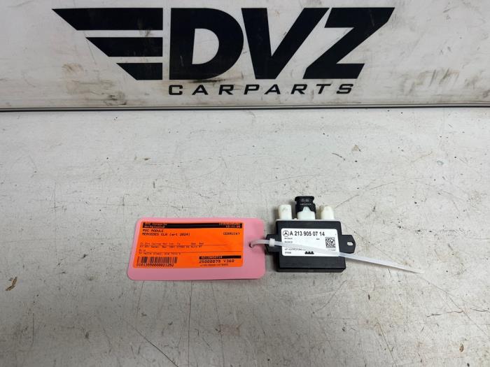 Usados Módulo PDC Mercedes CLA AMG (118.3) 2.0 CLA-35 AMG Turbo 16V 4-Matic Precio € 15,00 Norma de margen ofrecido por DVZ Carparts