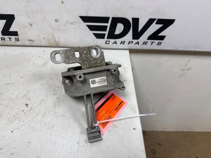 Used Engine mount Volkswagen Polo VI (AW1) 1.0 MPi 12V Price € 14,95 Margin scheme offered by DVZ Carparts
