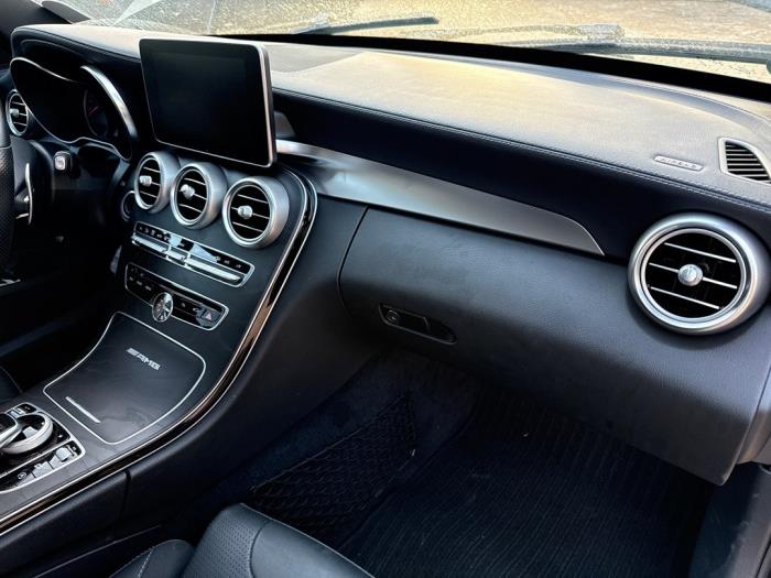 Używane Panel Mercedes C Estate AMG (S205) C-63 AMG 4.0 V8 Biturbo Cena € 599,00 Procedura marży oferowane przez DVZ Carparts