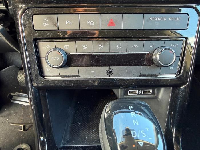 Begagnade Klimatpanel Volkswagen T-Cross 1.0 TSI 115 12V Pris € 75,00 Marginaltabell erbjuds av DVZ Carparts