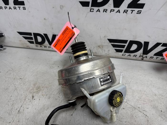 Usagé Servo frein Mercedes C Estate AMG (S205) C-63 AMG 4.0 V8 Biturbo Prix € 34,99 Règlement à la marge proposé par DVZ Carparts
