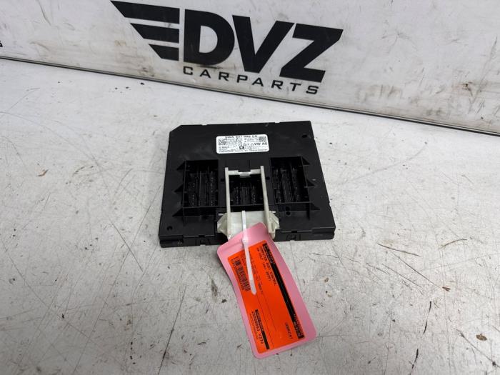 Used Body control computer Volkswagen Golf VIII (CD1) 2.0 TDI BlueMotion 16V Price € 125,01 Inclusive VAT offered by DVZ Carparts