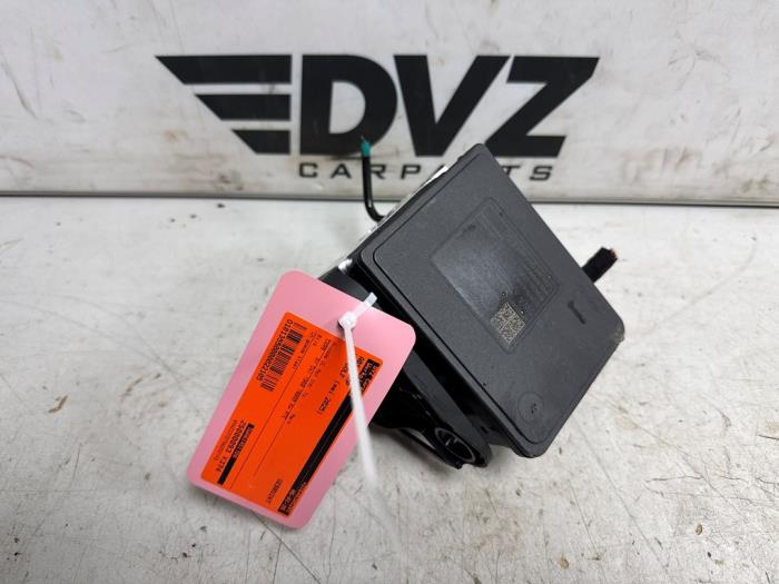 Usagé Bloc ABS Volkswagen Golf VIII (CD1) 2.0 TDI BlueMotion 16V Prix € 250,00 Prix TTC proposé par DVZ Carparts