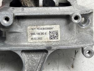 Engine mount from a Cupra Leon Sportstourer (KLCF) 2.0 TSI 16V 4Drive 2022