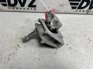 Engine mount from a Cupra Leon Sportstourer (KLCF) 2.0 TSI 16V 4Drive 2022