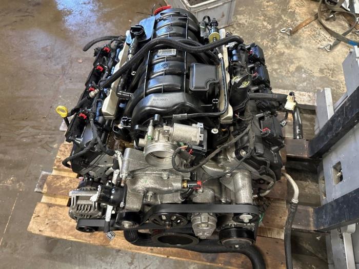 Used Engine Dodge Challenger Price € 7.499,99 Margin scheme offered by DVZ Carparts