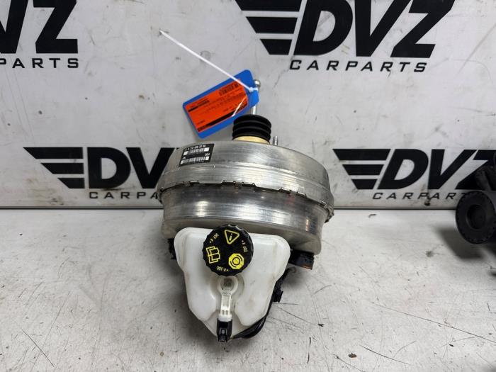Usagé Servo frein Mercedes SL AMG (R232) 2.0 43 AMG 16V EQ Boost Prix € 350,00 Prix TTC proposé par DVZ Carparts