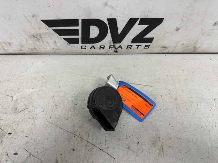 Używane Klakson Dodge Challenger Cena € 9,98 Procedura marży oferowane przez DVZ Carparts