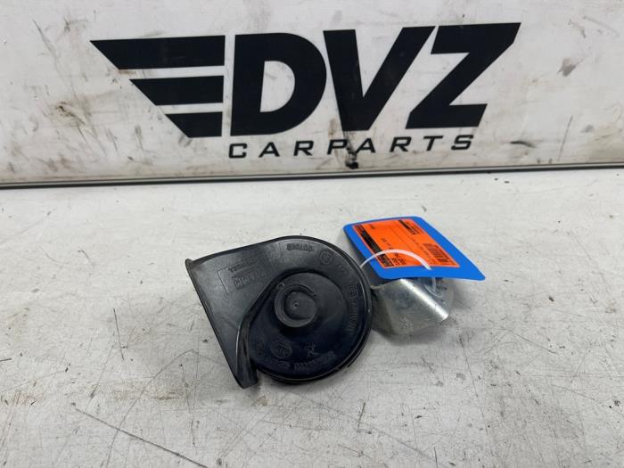 Używane Klakson Dodge Challenger Cena € 9,99 Procedura marży oferowane przez DVZ Carparts