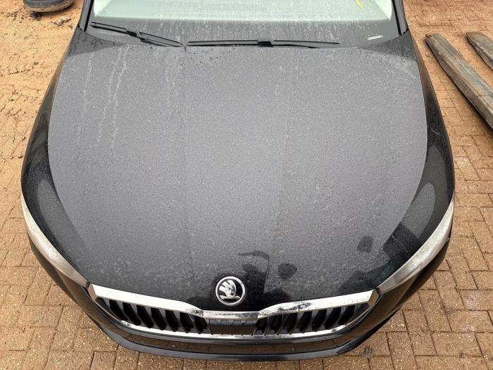 Używane Maska Skoda Scala 1.6 TDI Cena € 599,99 Procedura marży oferowane przez DVZ Carparts