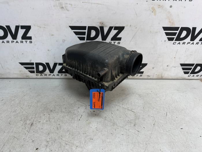 Begagnade Luftfilterhus Dodge Challenger Pris € 220,00 Marginaltabell erbjuds av DVZ Carparts