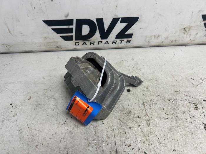 Used Engine mount Volkswagen Tiguan (AD1) 2.0 TSI 16V BlueMotion Technology 4Motion Price € 40,00 Margin scheme offered by DVZ Carparts