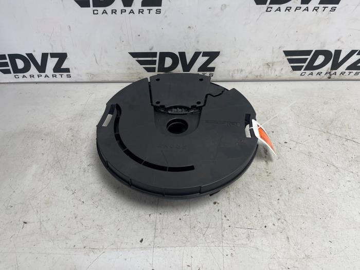 Używane Subwoofer Audi Q2 (GAB/GAG) 1.4 TFSI 16V Cena € 74,99 Procedura marży oferowane przez DVZ Carparts