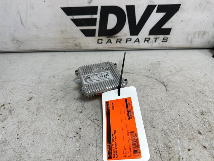 Usagé Module phare LED Cupra Ateca 2.0 TSI 16V 4Drive Prix € 70,00 Prix TTC proposé par DVZ Carparts