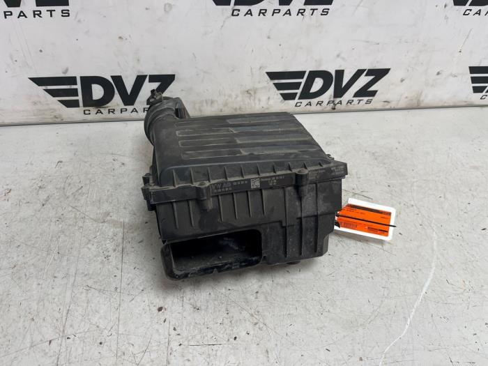 Begagnade Luftfilterhus Skoda Octavia Combi (5EAC) 2.0 TDI RS 16V Pris € 44,99 Marginaltabell erbjuds av DVZ Carparts
