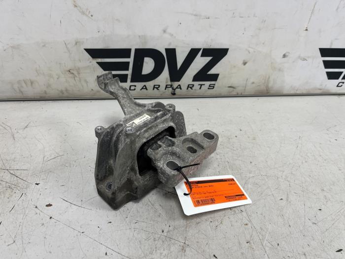 Used Engine mount Skoda Octavia Combi (5EAC) 2.0 TDI RS 16V Price € 18,99 Margin scheme offered by DVZ Carparts