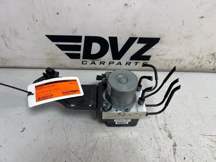 Usagé Pompe ABS Hyundai i30 (PDEB5/PDEBB/PDEBD/PDEBE) 2.0 N Turbo 16V Performance Prix € 250,00 Règlement à la marge proposé par DVZ Carparts