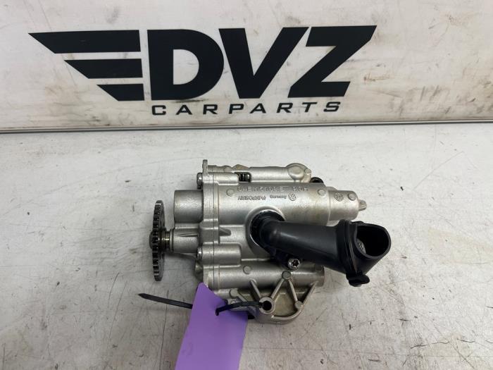 Używane Pompa oleju Audi Q2 (GAB/GAG) 1.4 TFSI 16V Cena € 44,99 Procedura marży oferowane przez DVZ Carparts