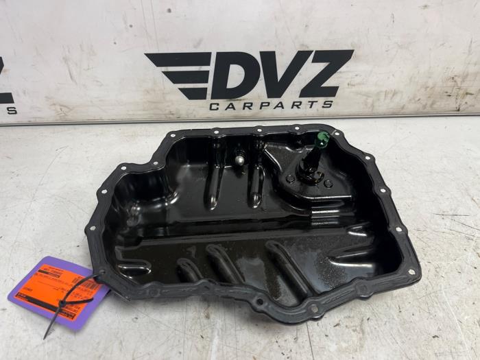 Usagé Couvercle carter Audi Q2 (GAB/GAG) 1.4 TFSI 16V Prix € 39,99 Règlement à la marge proposé par DVZ Carparts