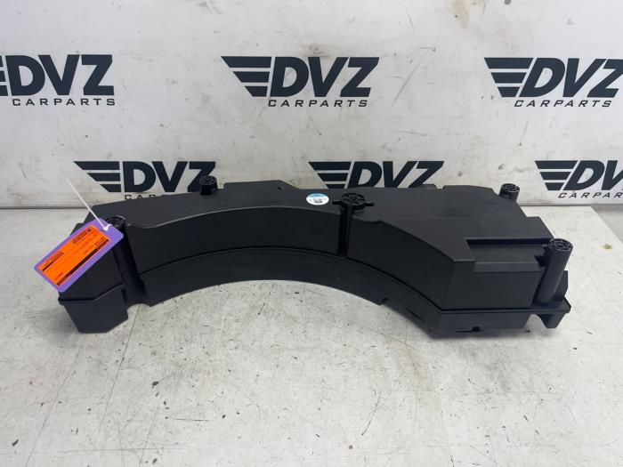 Używane Subwoofer Audi RS Q8 4.0 V8 32V RS TFSI Mild Hybrid Quattro Cena € 149,99 Z VAT oferowane przez DVZ Carparts