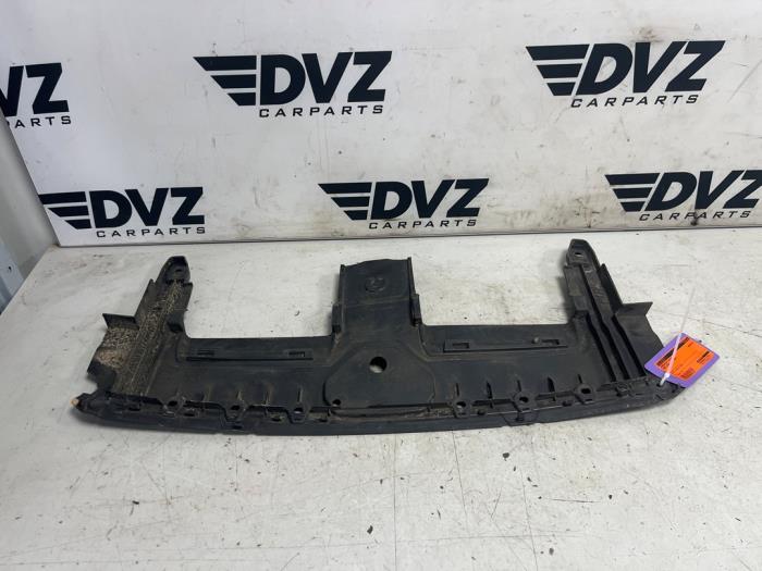 Gebrauchte Abdeckblech Motor Audi RS Q8 4.0 V8 32V RS TFSI Mild Hybrid Quattro Preis € 20,00 Mit Mehrwertsteuer angeboten von DVZ Carparts