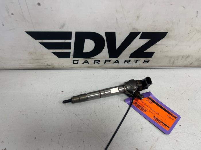 Usagé Injecteurs Volkswagen Golf VII (AUA) 1.6 TDI BlueMotion 16V Prix € 43,99 Règlement à la marge proposé par DVZ Carparts