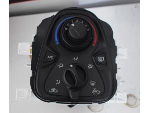 Used Heater control panel Citroen C1 1.0 12V VVT-i Price € 42,35 Inclusive VAT offered by Autoafbraak Meiresonne