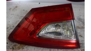 Used Taillight, left Ford Mondeo V 2.0 Hybrid 16V Price € 90,75 Inclusive VAT offered by Autoafbraak Meiresonne