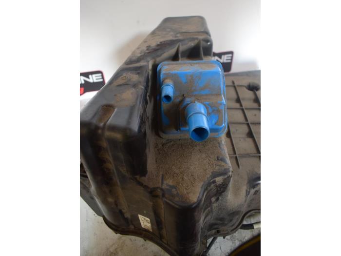 Adblue Tank Audi A4 Avant 8W0131878A AUDI