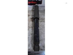 Used Rear shock absorber rod, right Renault Clio IV (5R) Price € 18,15 Inclusive VAT offered by Autoafbraak Meiresonne
