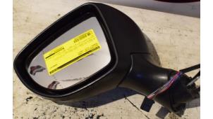 Used Wing mirror, left Renault Clio IV Estate/Grandtour (7R) 1.2 16V Price € 30,25 Inclusive VAT offered by Autoafbraak Meiresonne