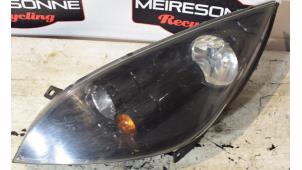 Used Headlight, left Mitsubishi Colt Price € 60,50 Inclusive VAT offered by Autoafbraak Meiresonne