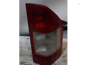 Used Taillight, right Mercedes Sprinter 2t (901/902) 213 CDI 16V Price € 30,25 Inclusive VAT offered by Autoafbraak Meiresonne