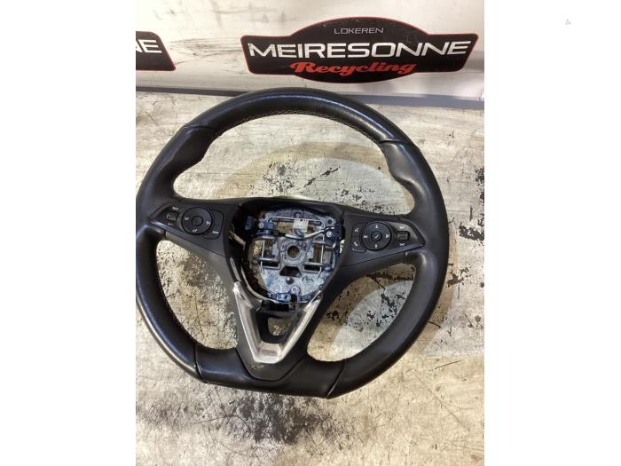 Begagnade Ratt Opel Corsa F (UB/UH/UP) 1.2 12V 75 Pris € 60,50 Inklusive moms erbjuds av Autoafbraak Meiresonne