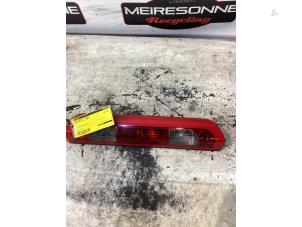 Used Third brake light Dodge Ram 1500 (DR/DH/D1/DC/DM) 4.7 V8 1500 4x2 Price € 30,25 Inclusive VAT offered by Autoafbraak Meiresonne