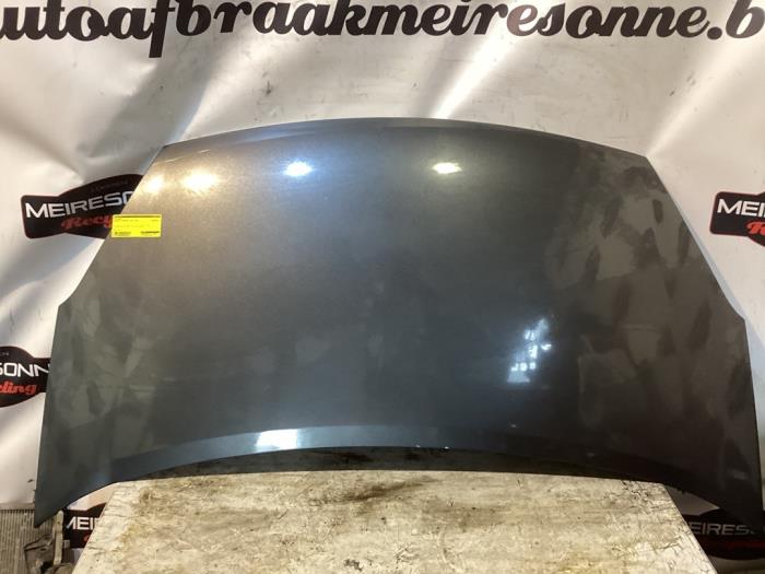 Bonnet from a Peugeot Partner (GC/GF/GG/GJ/GK) 1.6 BlueHDi 100 2016