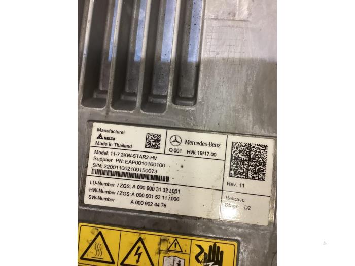 Usagé HV control module Mercedes EQB (X243) 350 4-Matic 67 kWh Prix € 387,20 Prix TTC proposé par Autoafbraak Meiresonne