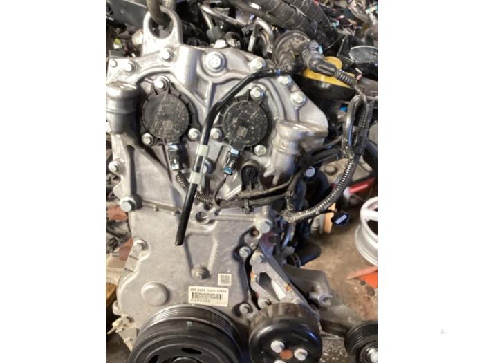 Gebrauchte Motor Renault Captur II (RJB) 1.3 Mild Hybrid 140, TCe 140 16V Preis € 3.327,50 Mit Mehrwertsteuer angeboten von Autoafbraak Meiresonne