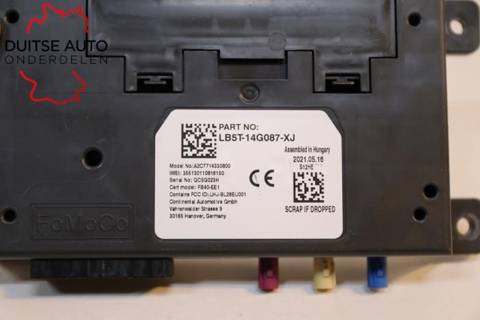 Module téléphone d'un Ford Puma 1.0 Ti-VCT EcoBoost mHEV 12V 2021