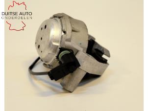 Usagé Support moteur Audi A6 (C7) 3.0 V6 24V TFSI Quattro Prix € 78,65 Prix TTC proposé par Duitse Auto Onderdelen