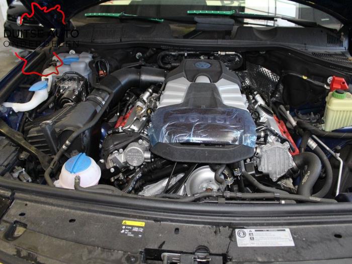 Auspuff Enddämpfer van een Volkswagen Touareg (7PA/PH) 3.0 V6 24V TSI Hybrid 2016