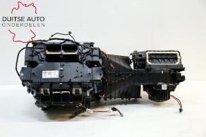 Usagé Boîtier chauffage Audi A5 Sportback Quattro (B8H/B8S) 2.0 TDI 16V Prix € 302,50 Prix TTC proposé par Duitse Auto Onderdelen