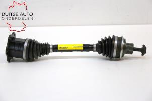Used Front drive shaft, left Audi A4 (B9) 2.0 TDI 16V Price € 170,01 Inclusive VAT offered by Duitse Auto Onderdelen