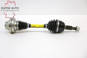 Used Front drive shaft, right Volkswagen Touareg (7PA/PH) 3.0 TDI V6 24V Price € 250,00 Inclusive VAT offered by Duitse Auto Onderdelen
