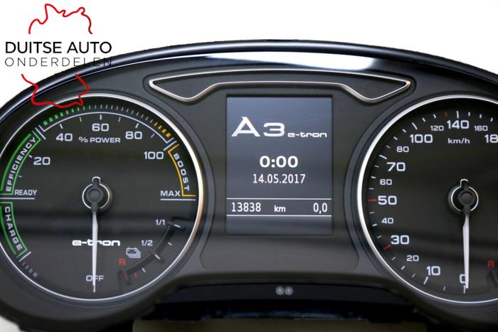 Panel de instrumentación de un Audi A3 Sportback (8VA/8VF) 1.4 TFSI 16V e-tron 2018