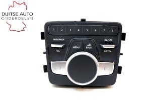 Usagé Panneau de commandes navigation Audi A4 Quattro (B9) 2.0 TDI 16V Prix € 302,50 Prix TTC proposé par Duitse Auto Onderdelen