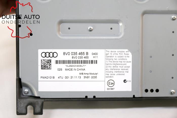 Radio amplifier from a Audi A3 Sportback (8VA/8VF) 1.4 TFSI 16V e-tron 2014