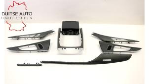 Usagé Bande décorative de tableau de bord Audi A6 (C7) 3.0 V6 24V TFSI Quattro Prix € 999,00 Prix TTC proposé par Duitse Auto Onderdelen
